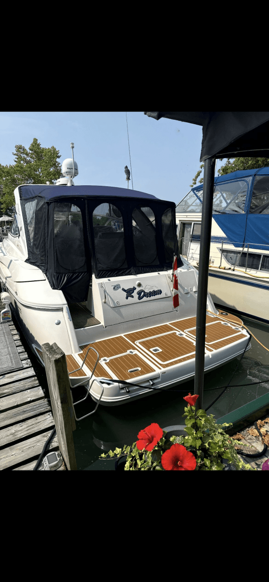 2004 Cruisers Yachts 40 Express - Photo 10