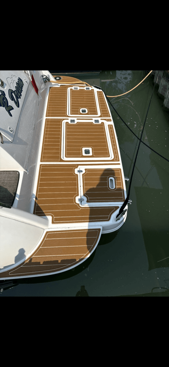 2004 Cruisers Yachts 40 Express - Photo 11