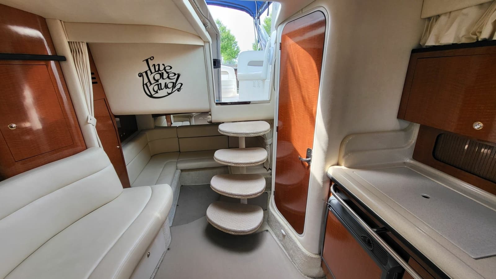 2003 Sea Ray 320 Sundancer - Photo 13