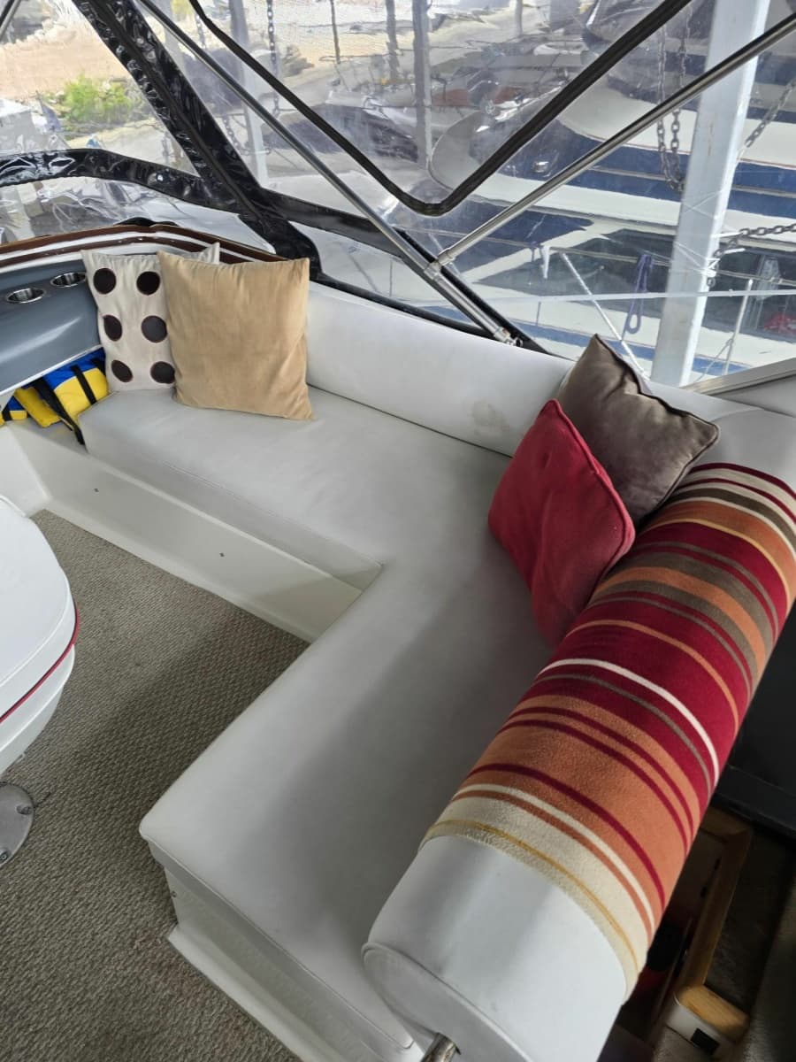 1990 Bayliner 4387 Motoryacht - Photo 8