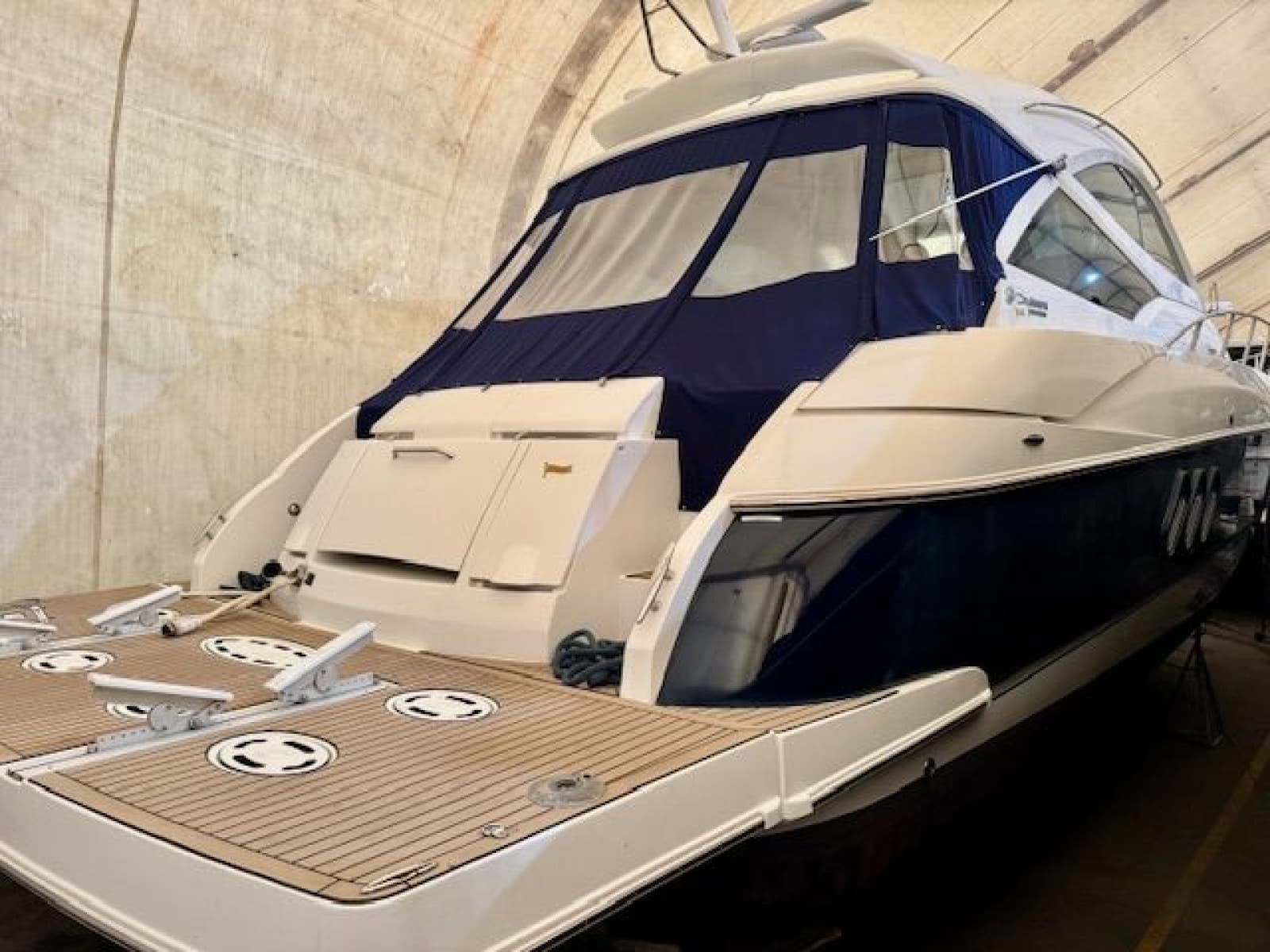 2013 Cruisers Yachts 540 Sports Coupe - Photo 6