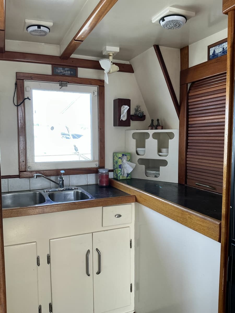 2009 Custom Hugh Huff Custom Pilothouse Trawler - Photo 22