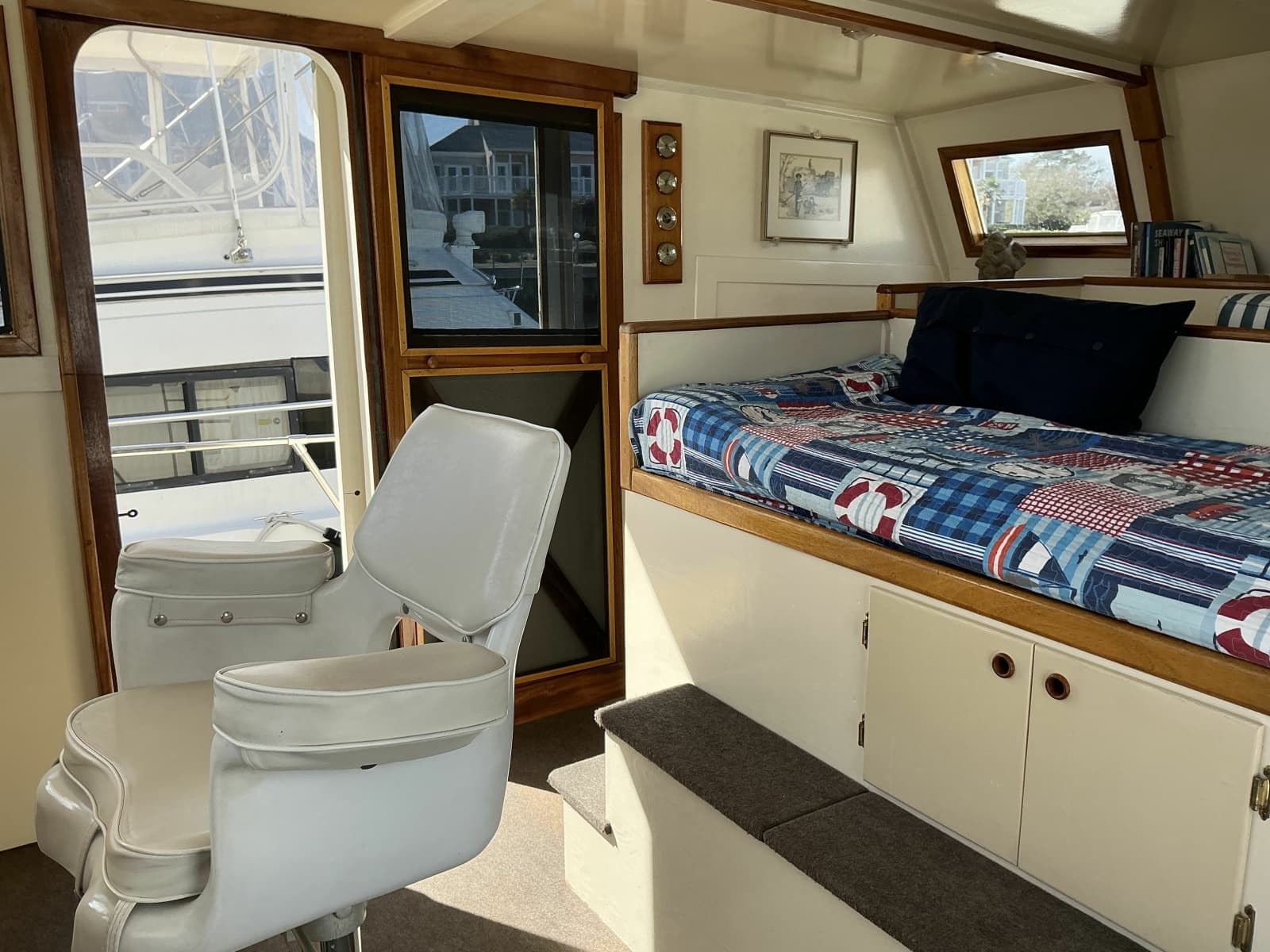 2009 Custom Hugh Huff Custom Pilothouse Trawler - Photo 32