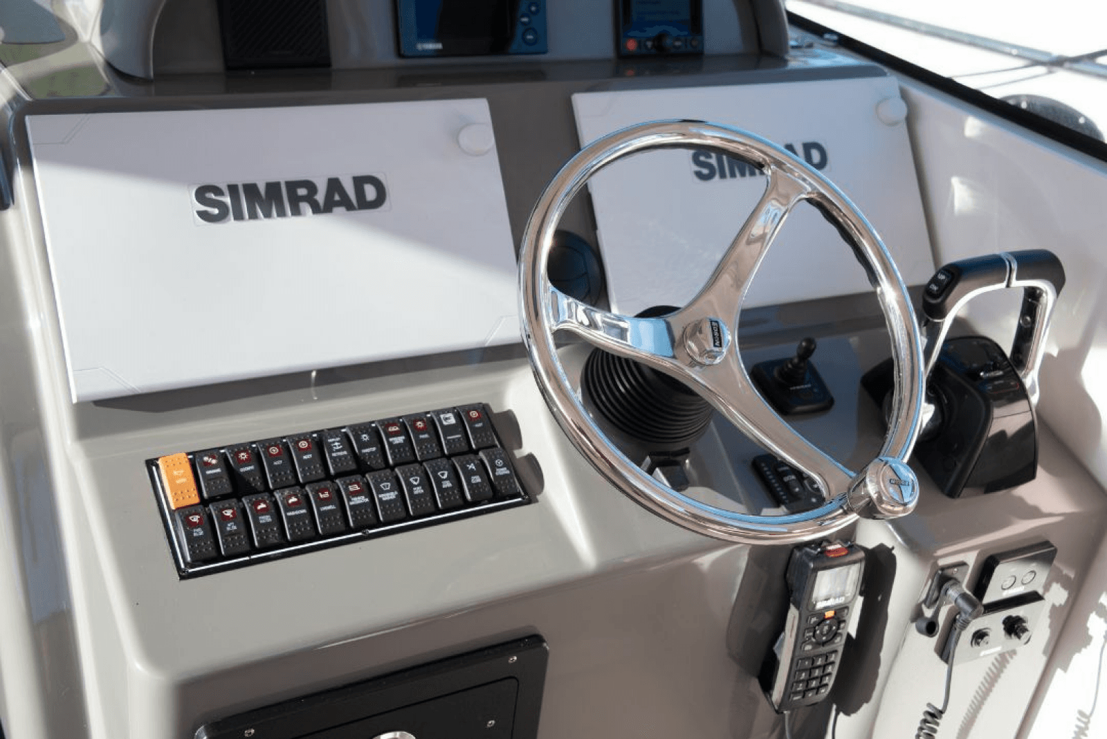 2015 Pursuit 345 Offshore - Photo 21