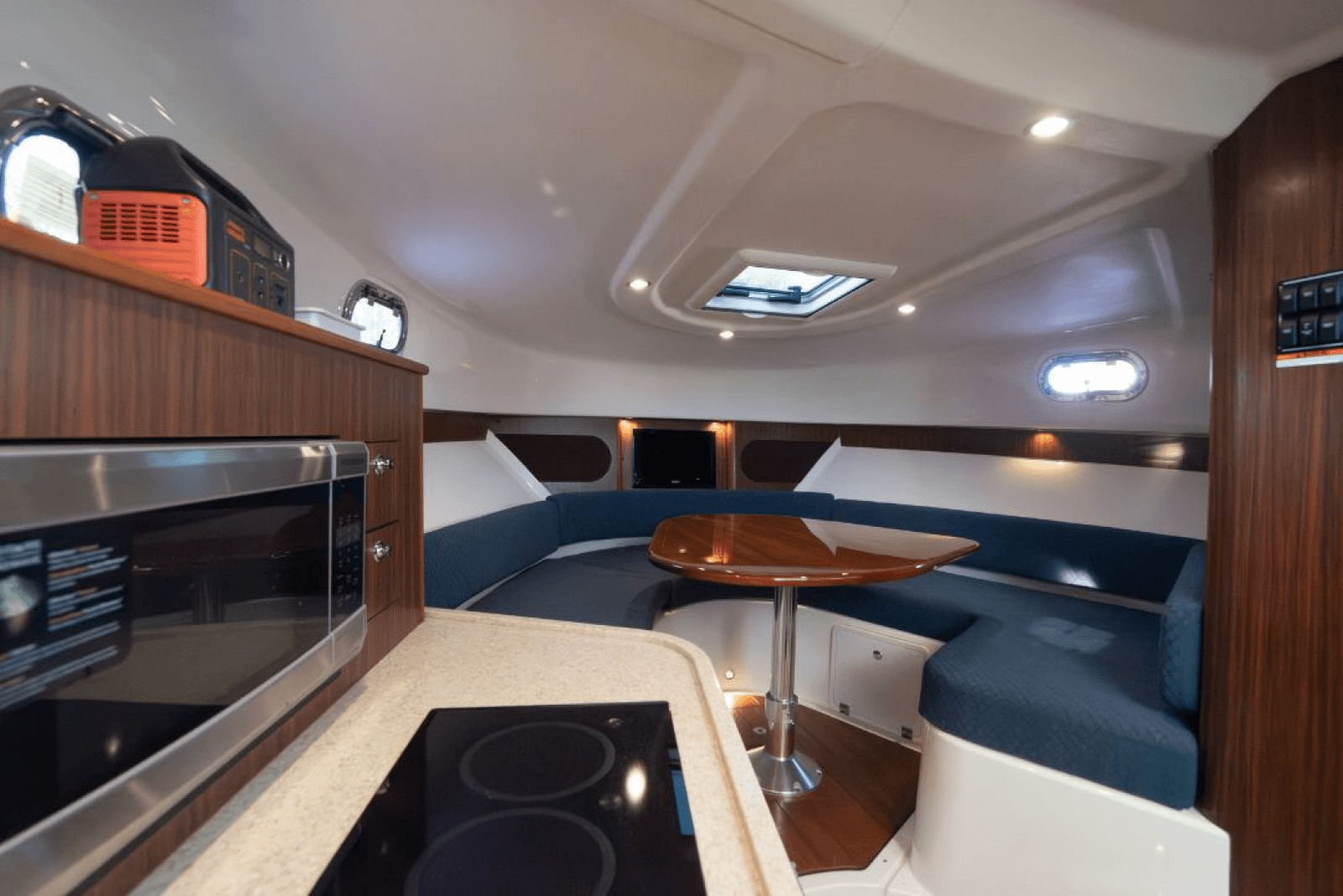 2015 Pursuit 345 Offshore - Photo 36