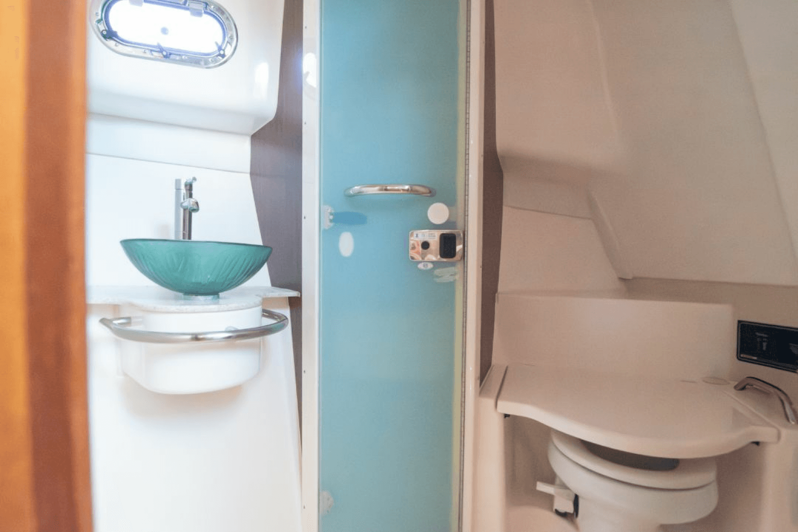 2015 Pursuit 345 Offshore - Photo 40