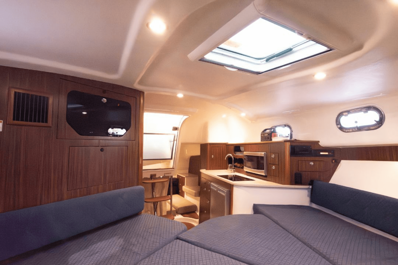 2015 Pursuit 345 Offshore - Photo 33