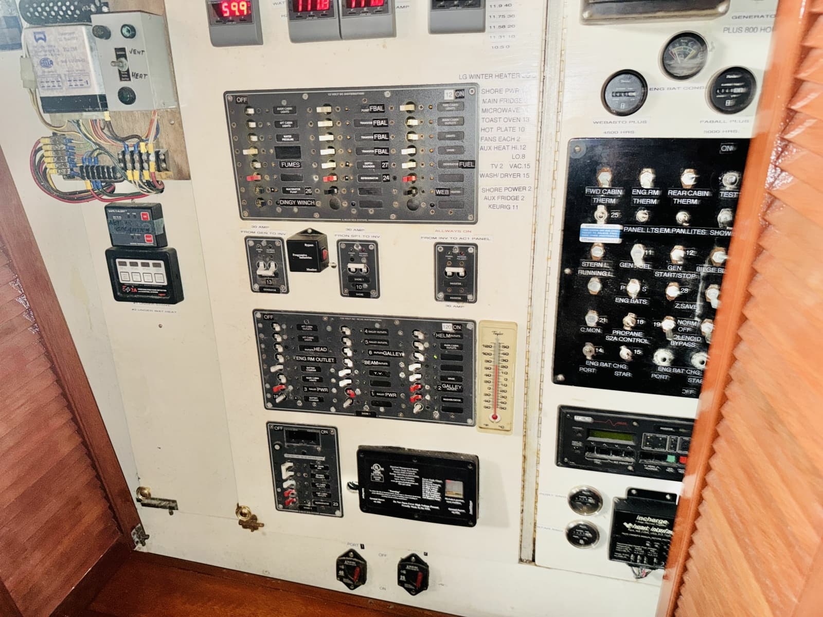 1968 Grenfell 40 - Photo 40