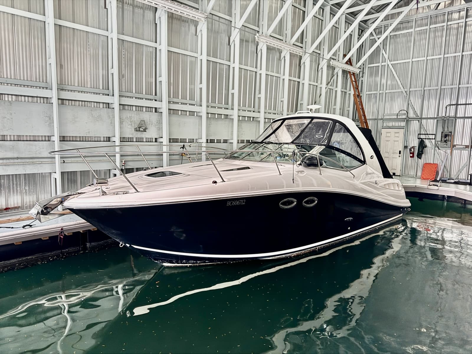 2007 Sea Ray 290 Sundancer - Photo 1