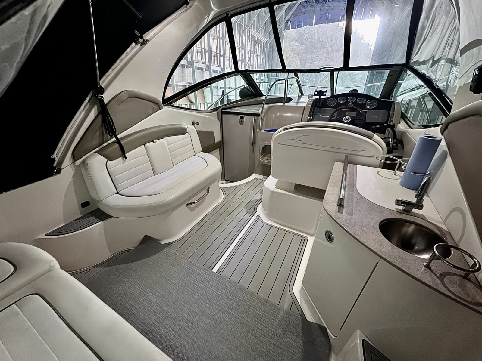 2007 Sea Ray 290 Sundancer - Photo 18