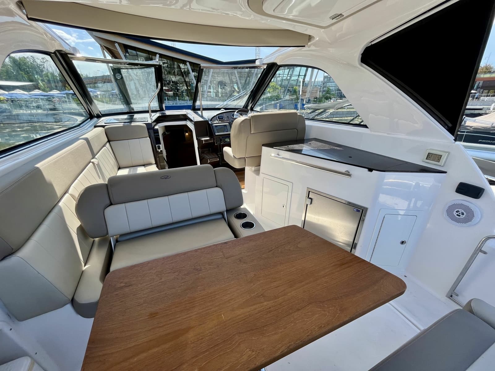 2013 Regal 35 Sport Coupe - Photo 5