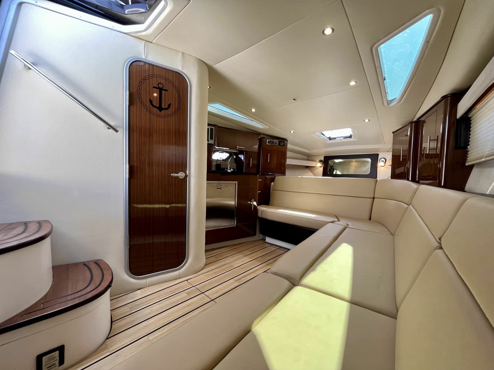 2013 Regal 35 Sport Coupe - Photo 13