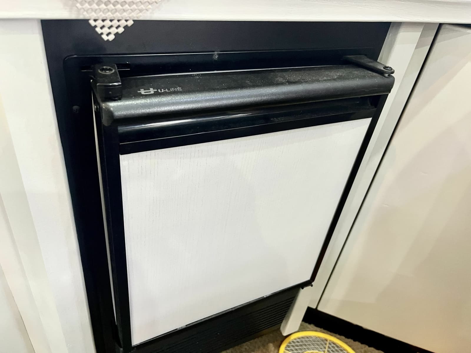 1996 Bayliner 3988 - Photo 35
