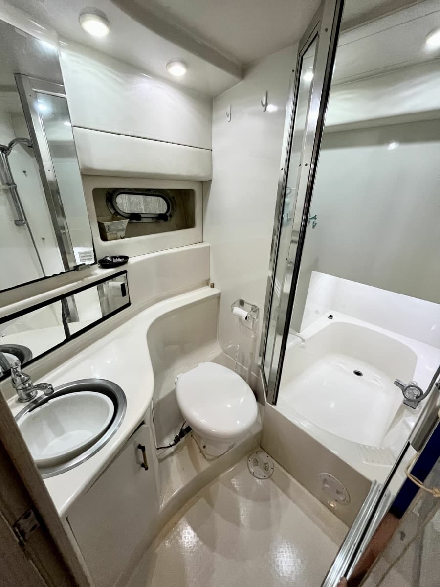 1996 Bayliner 3988 - Photo 59