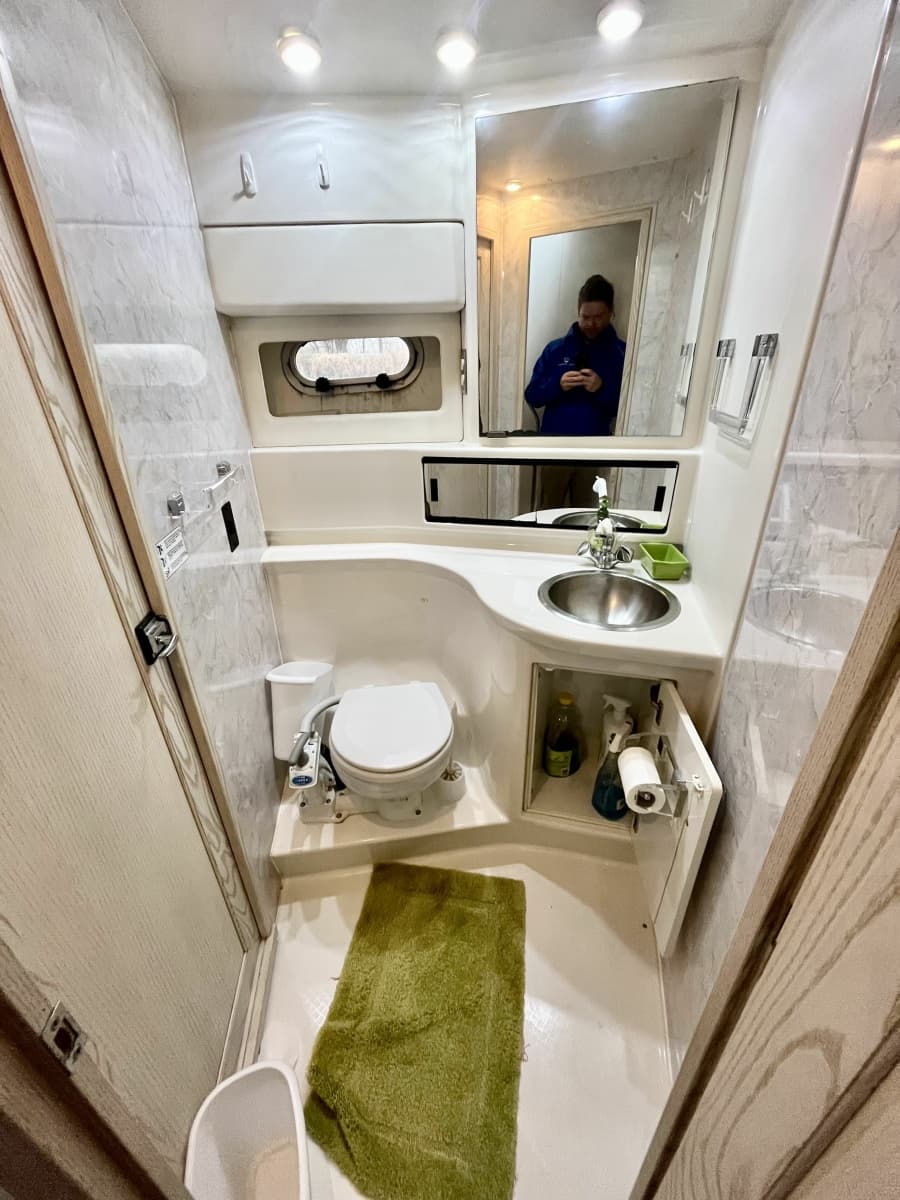 1996 Bayliner 3988 - Photo 62