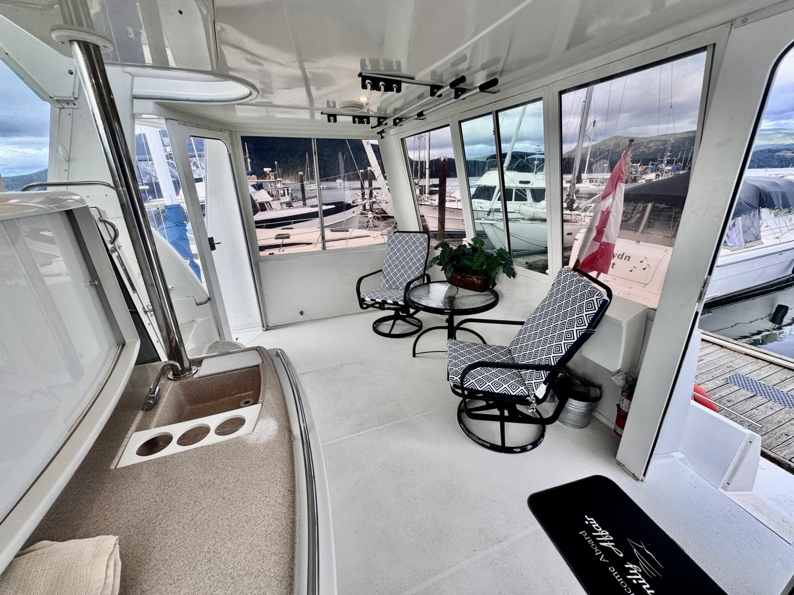1997 Carver 500 Cockpit Motor Yacht - Photo 21