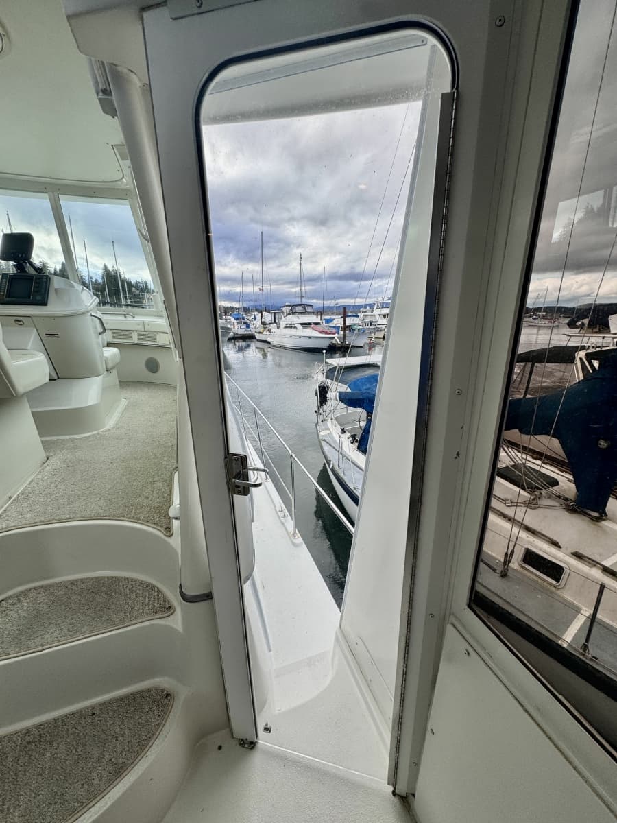 1997 Carver 500 Cockpit Motor Yacht - Photo 24