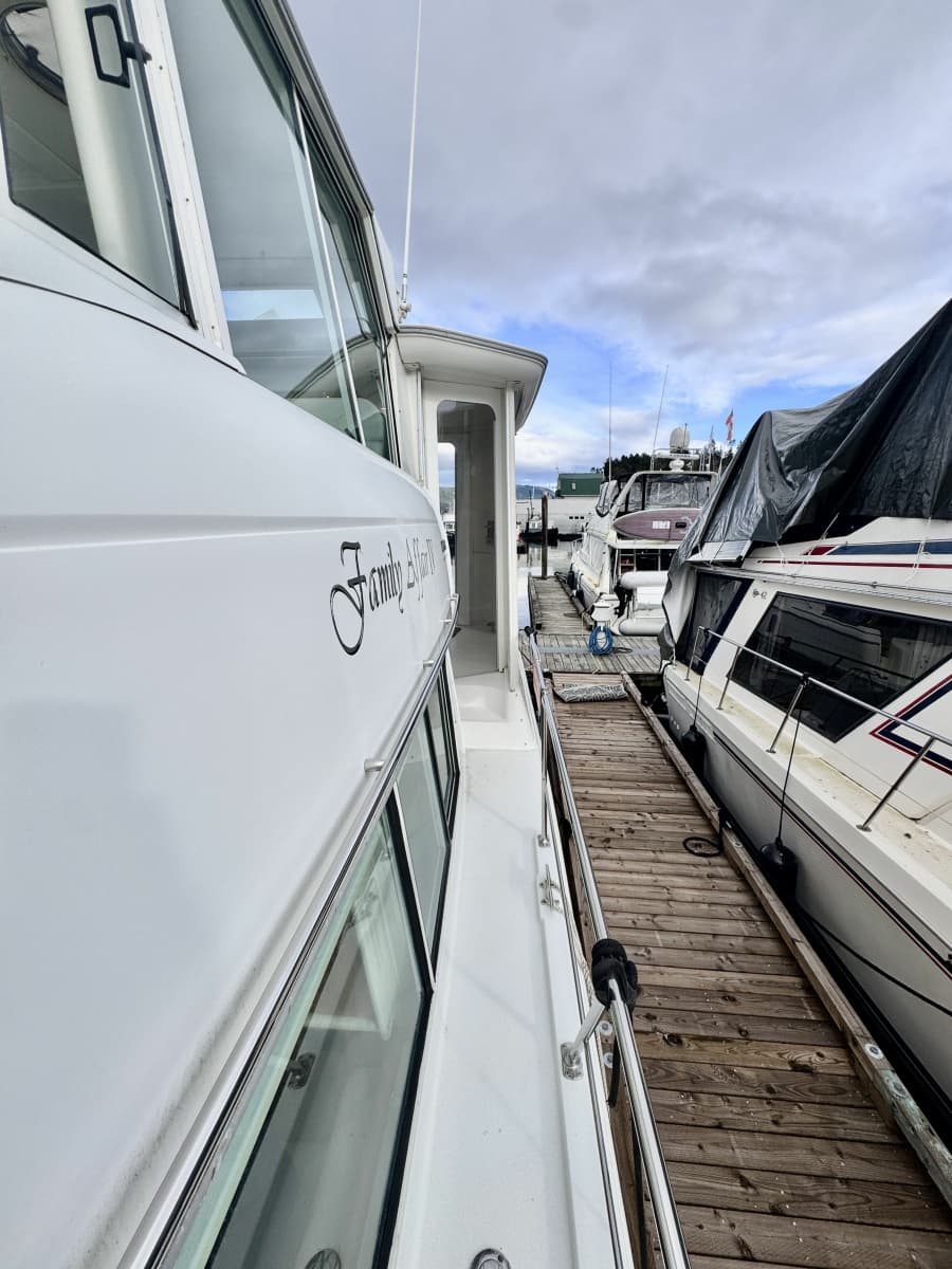 1997 Carver 500 Cockpit Motor Yacht - Photo 29