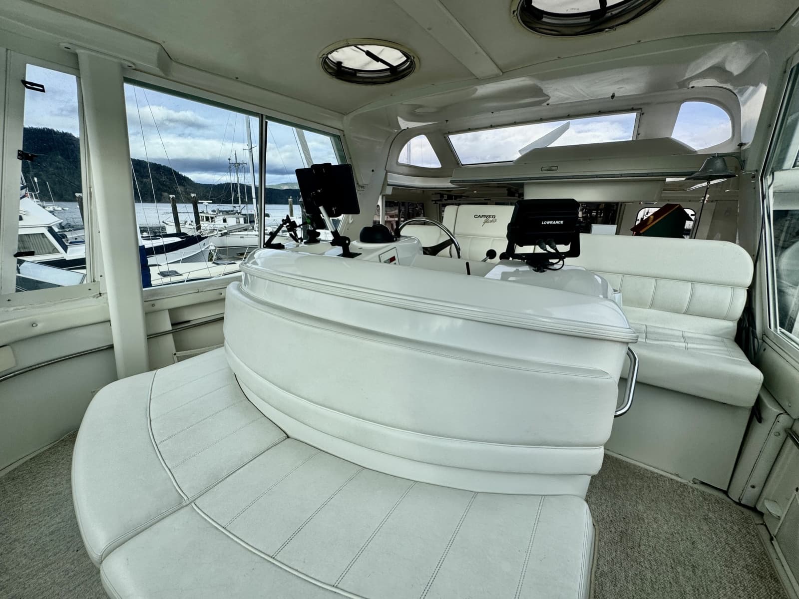 1997 Carver 500 Cockpit Motor Yacht - Photo 33