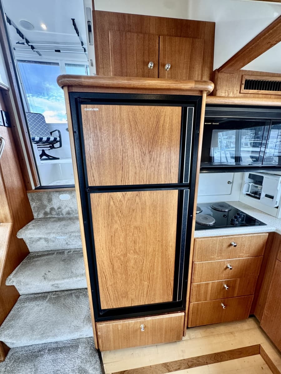 1997 Carver 500 Cockpit Motor Yacht - Photo 48