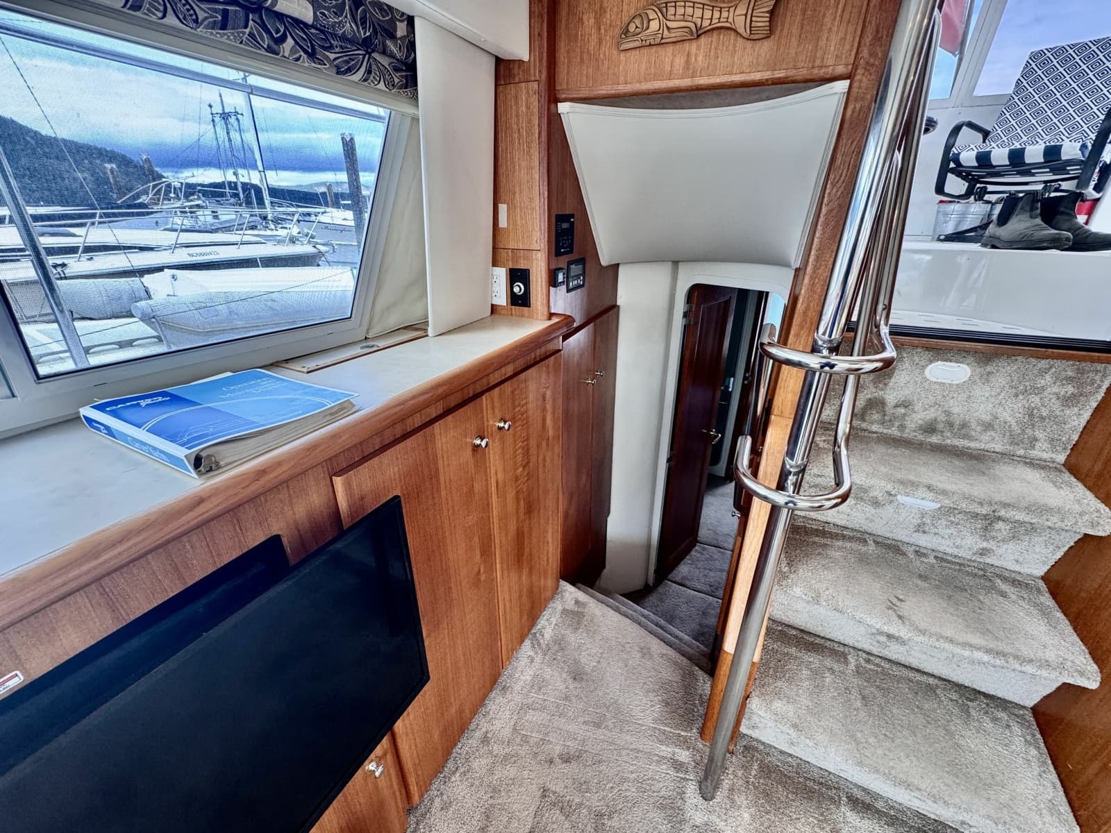 1997 Carver 500 Cockpit Motor Yacht - Photo 53
