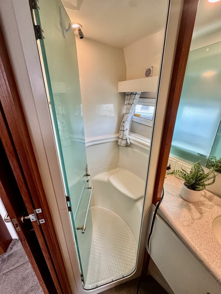 1997 Carver 500 Cockpit Motor Yacht - Photo 59