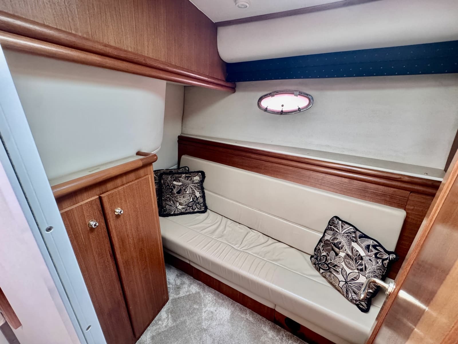1997 Carver 500 Cockpit Motor Yacht - Photo 67