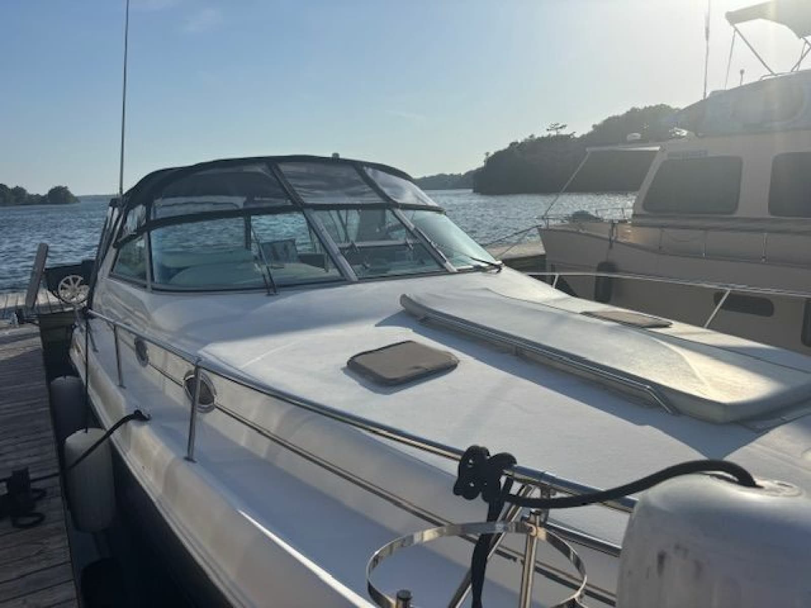 1997 Sea Ray 330 Sundancer - Photo 2