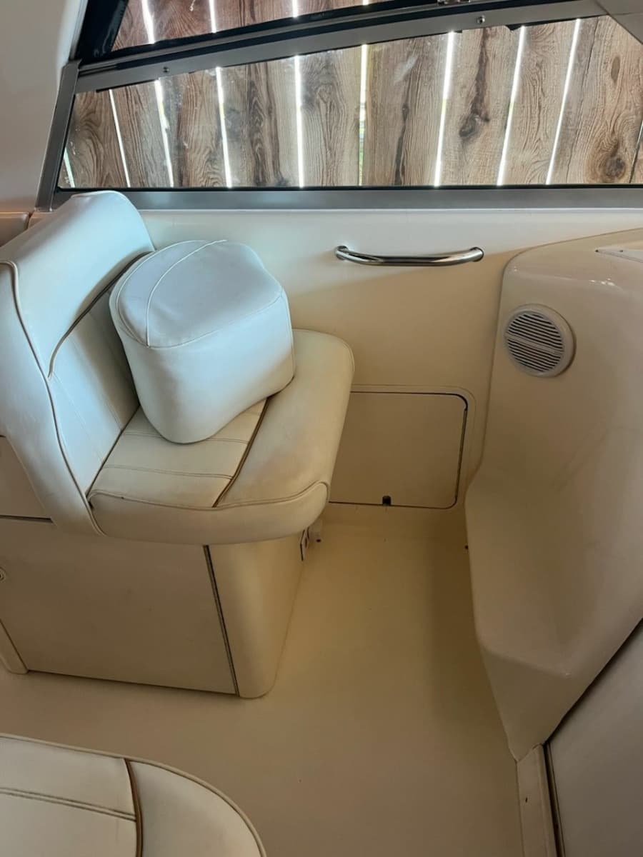 1997 Sea Ray 330 Sundancer - Photo 7