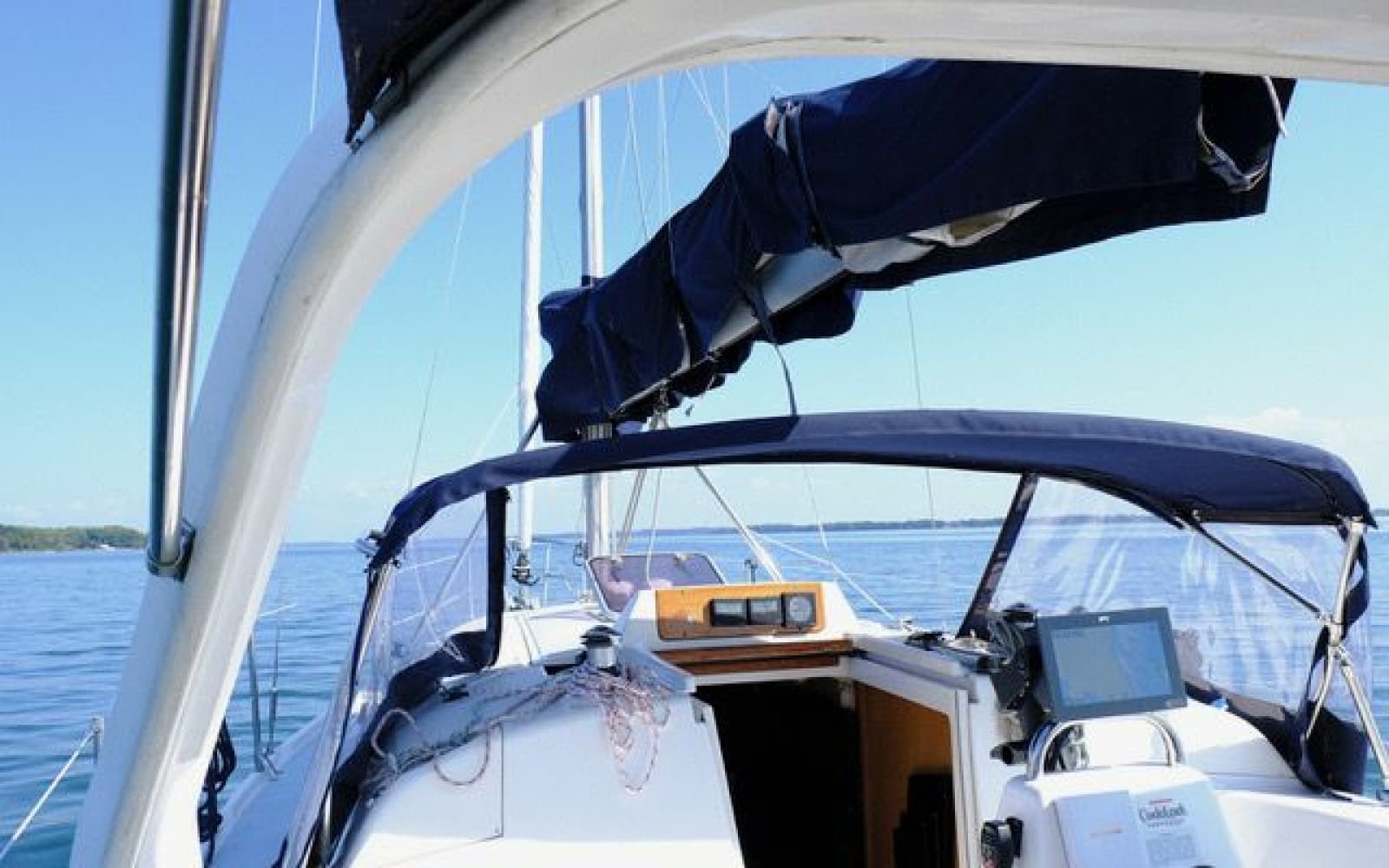 1997 Hunter 340 - Photo 9