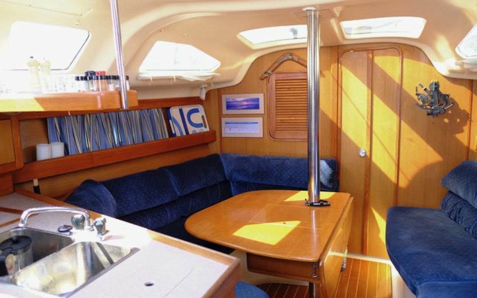 1997 Hunter 340 - Photo 13