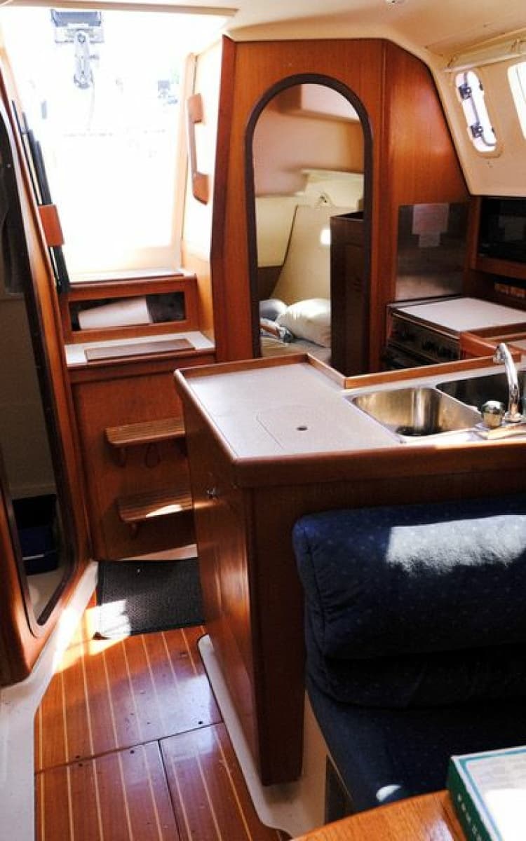 1997 Hunter 340 - Photo 18