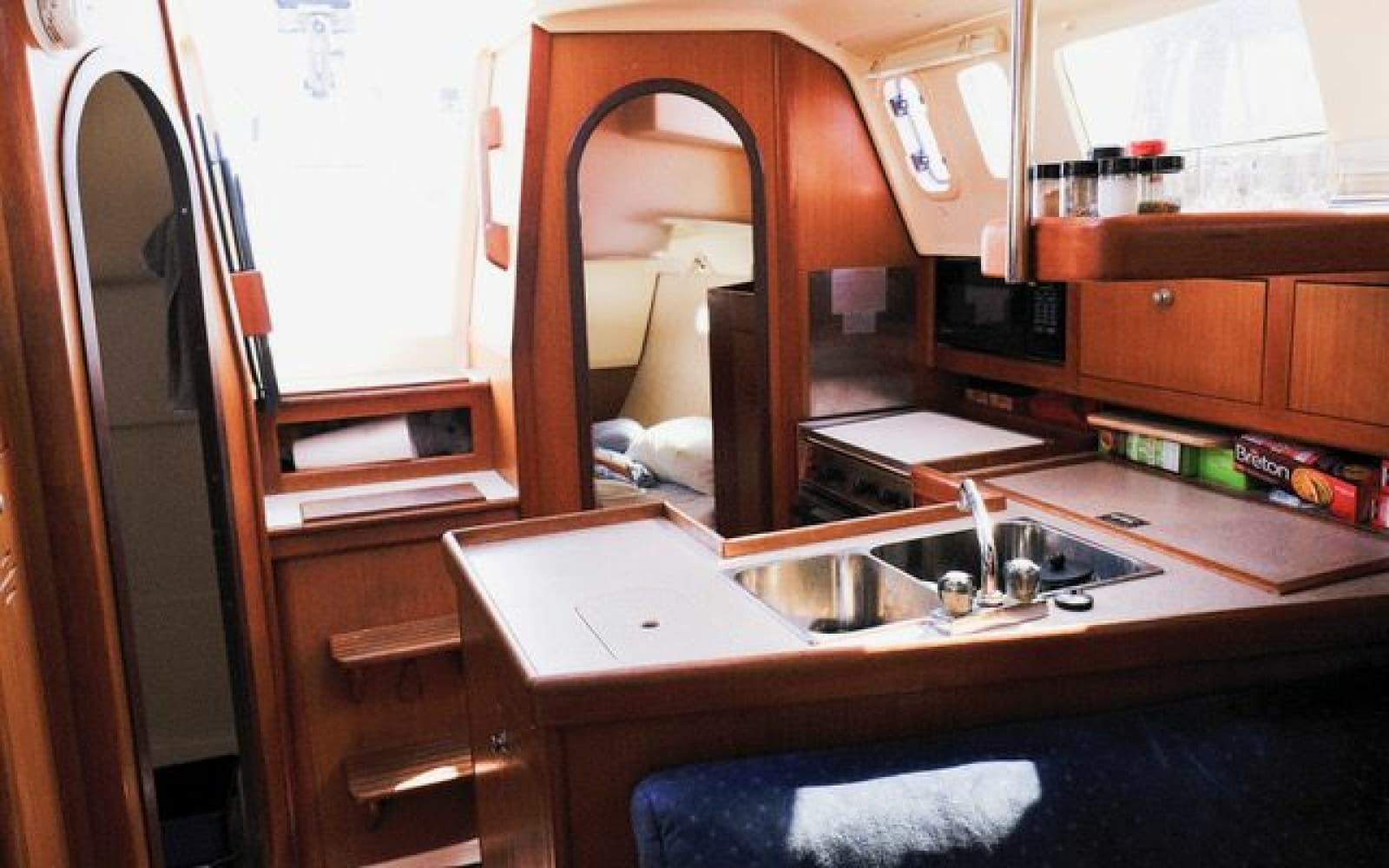 1997 Hunter 340 - Photo 19