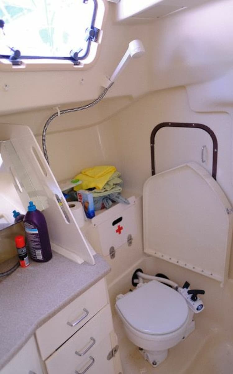 1997 Hunter 340 - Photo 20