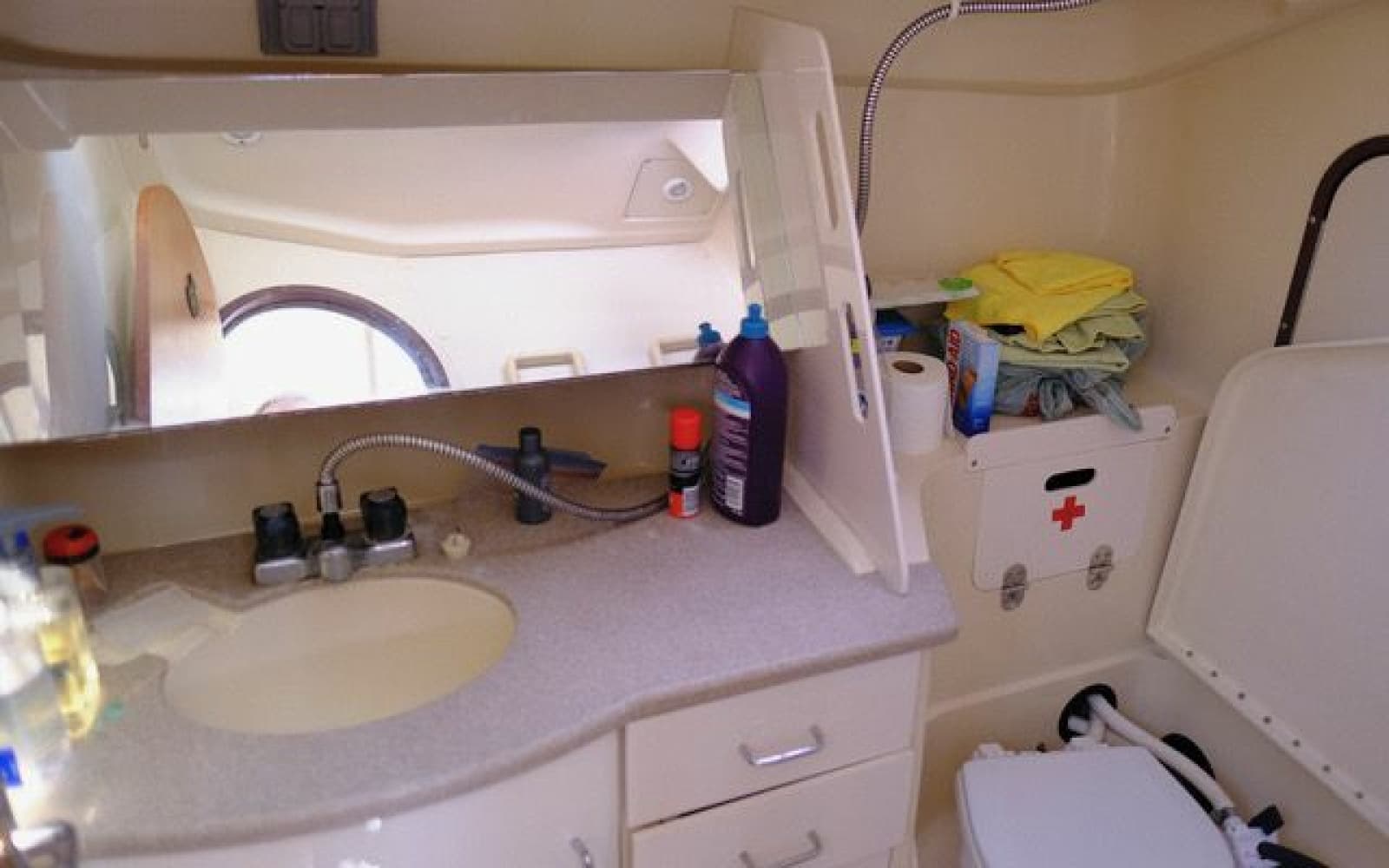 1997 Hunter 340 - Photo 21