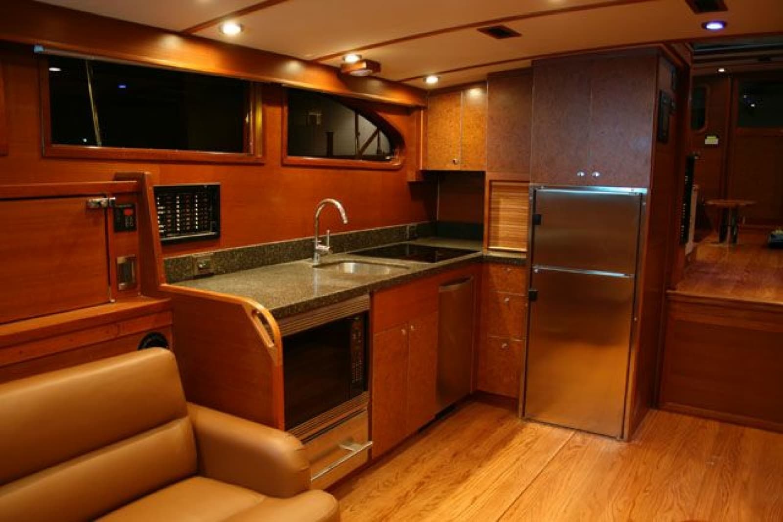 2009 Custom Saint Custom Boats Model 65 Commuter - Photo 5