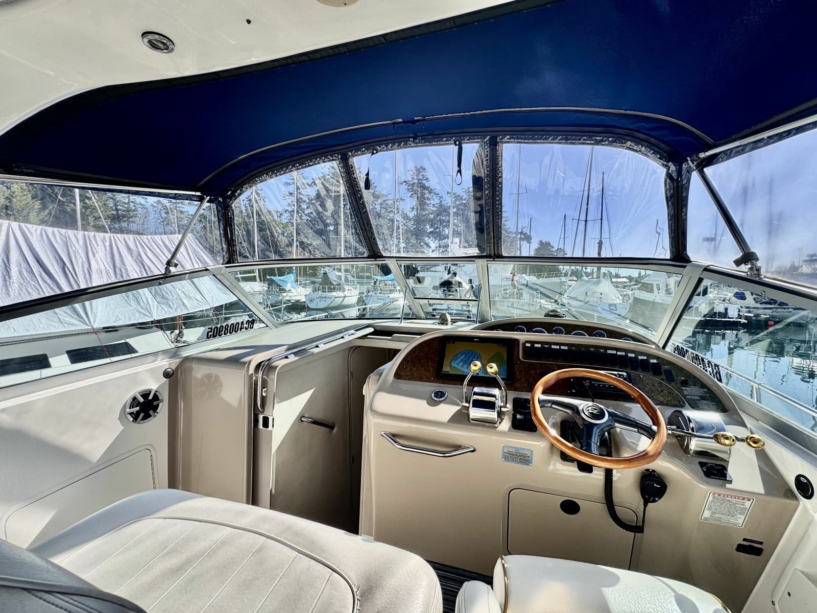 2000 Sea Ray Sundancer 310 - Photo 9