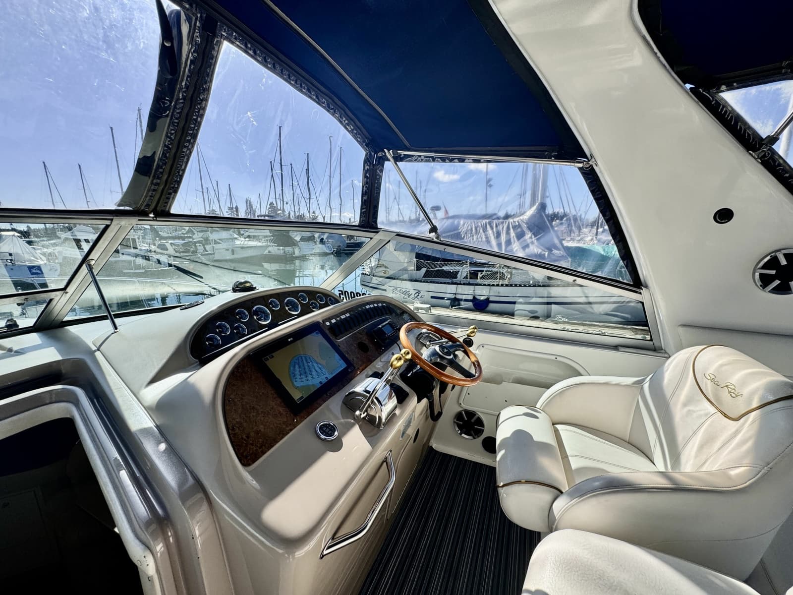 2000 Sea Ray Sundancer 310 - Photo 11