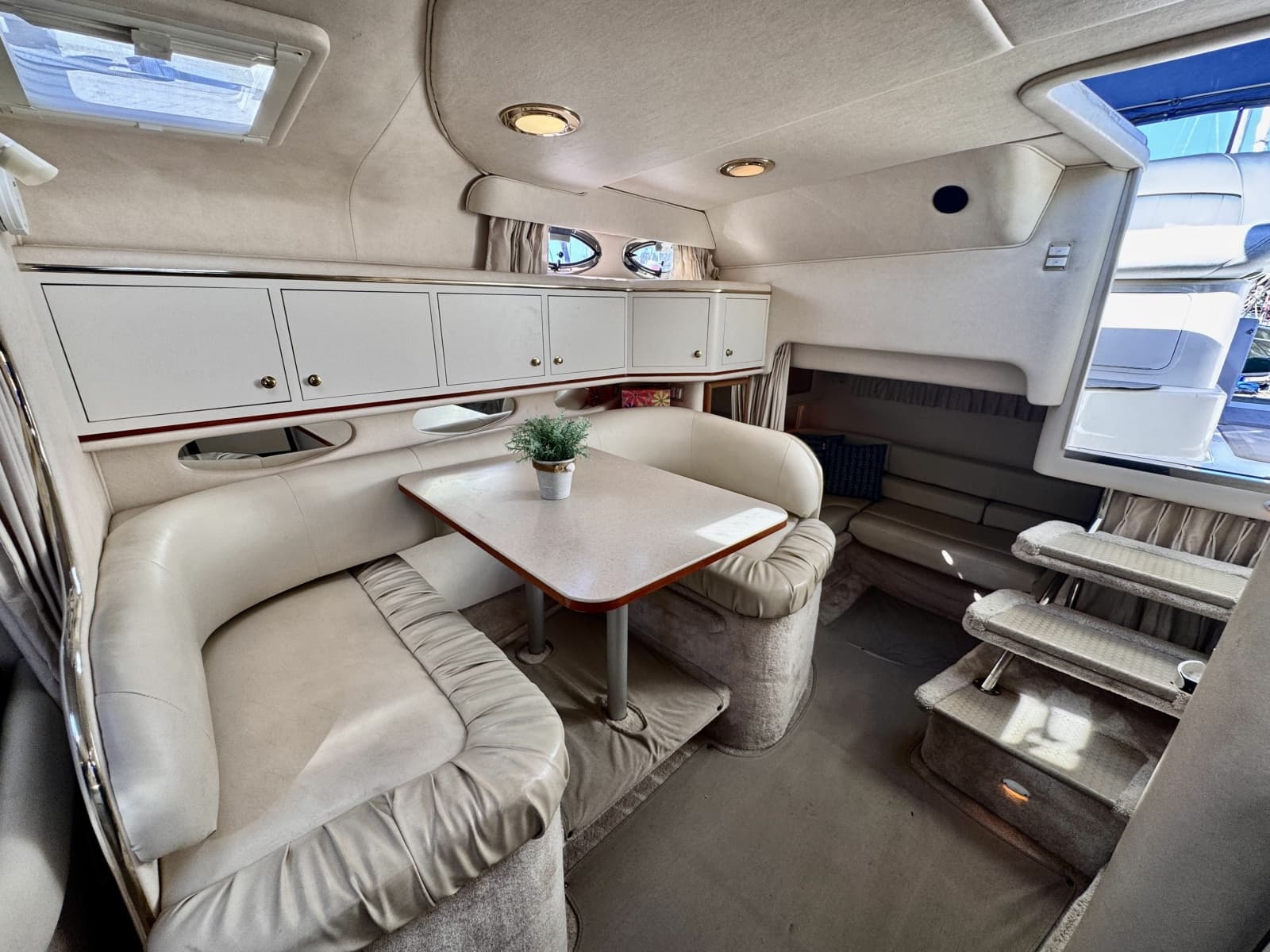 2000 Sea Ray Sundancer 310 - Photo 23