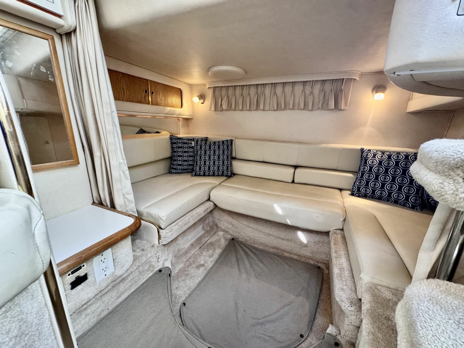 2000 Sea Ray Sundancer 310 - Photo 24