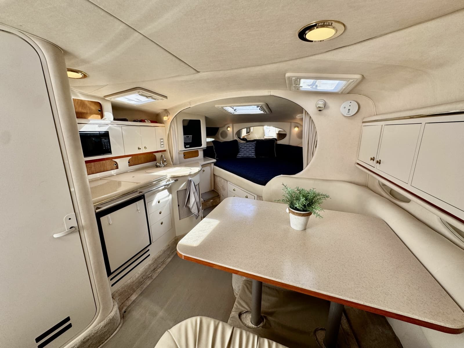 2000 Sea Ray Sundancer 310 - Photo 27