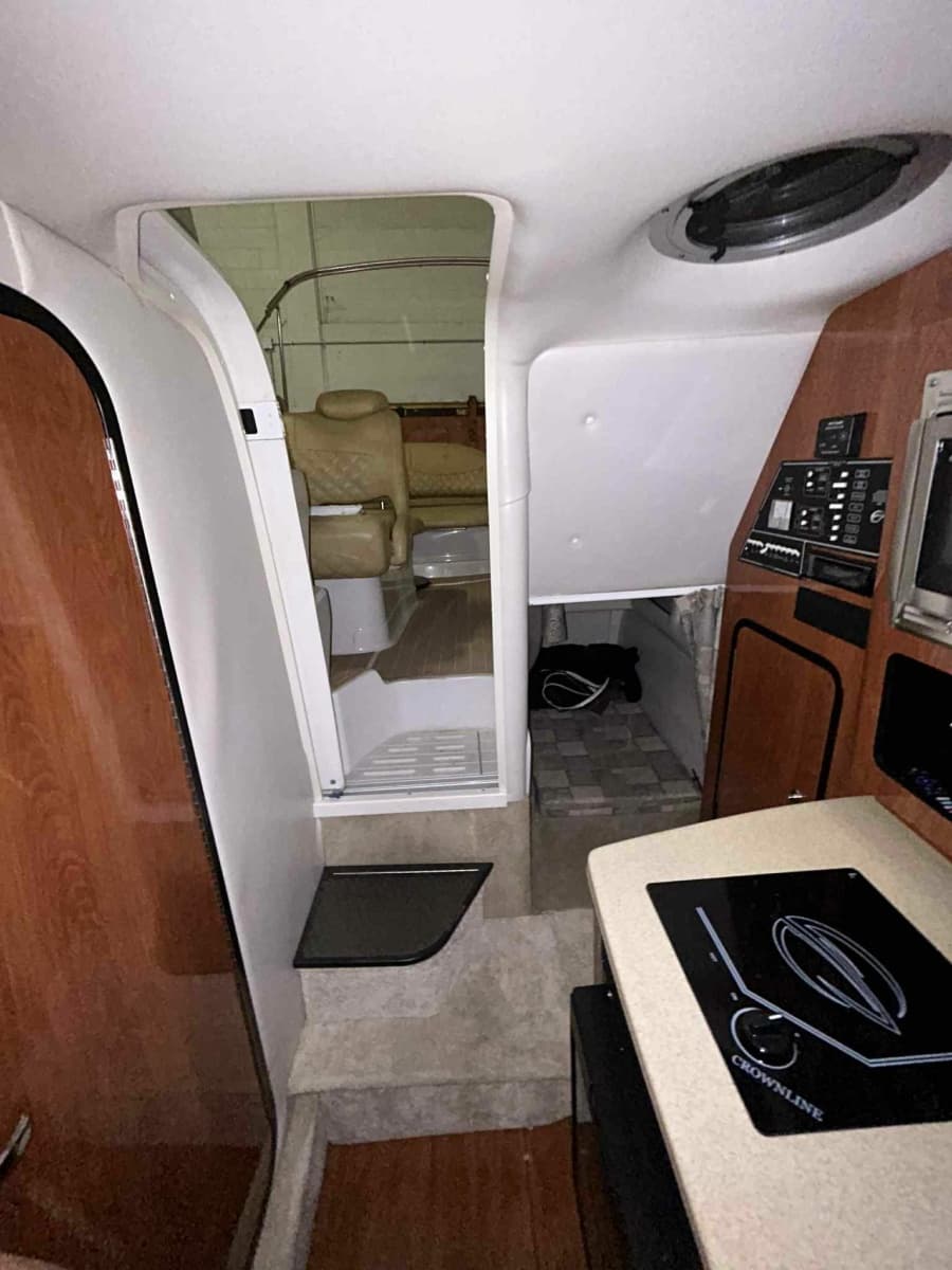 2011 Crownline 280 CR - Photo 11