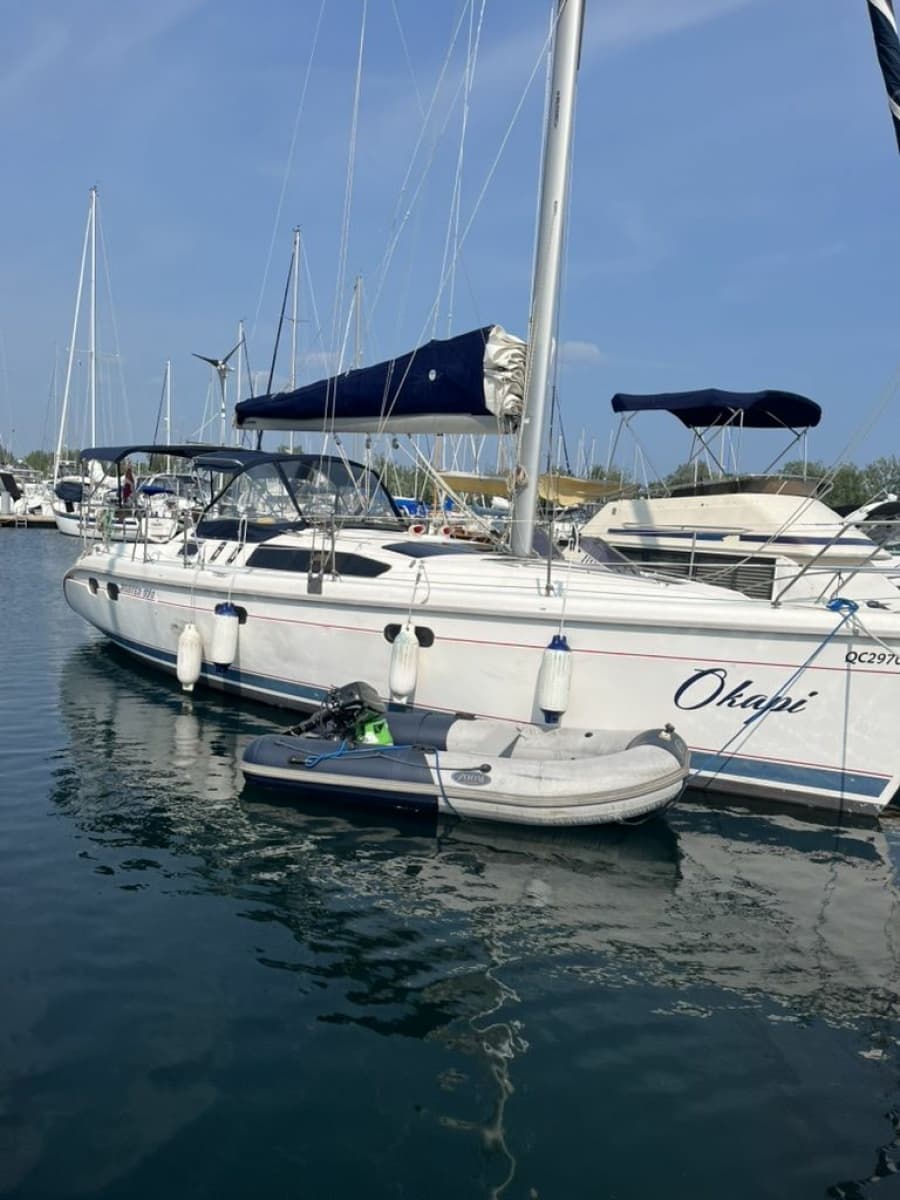 1997 Hunter 376 - Photo 1