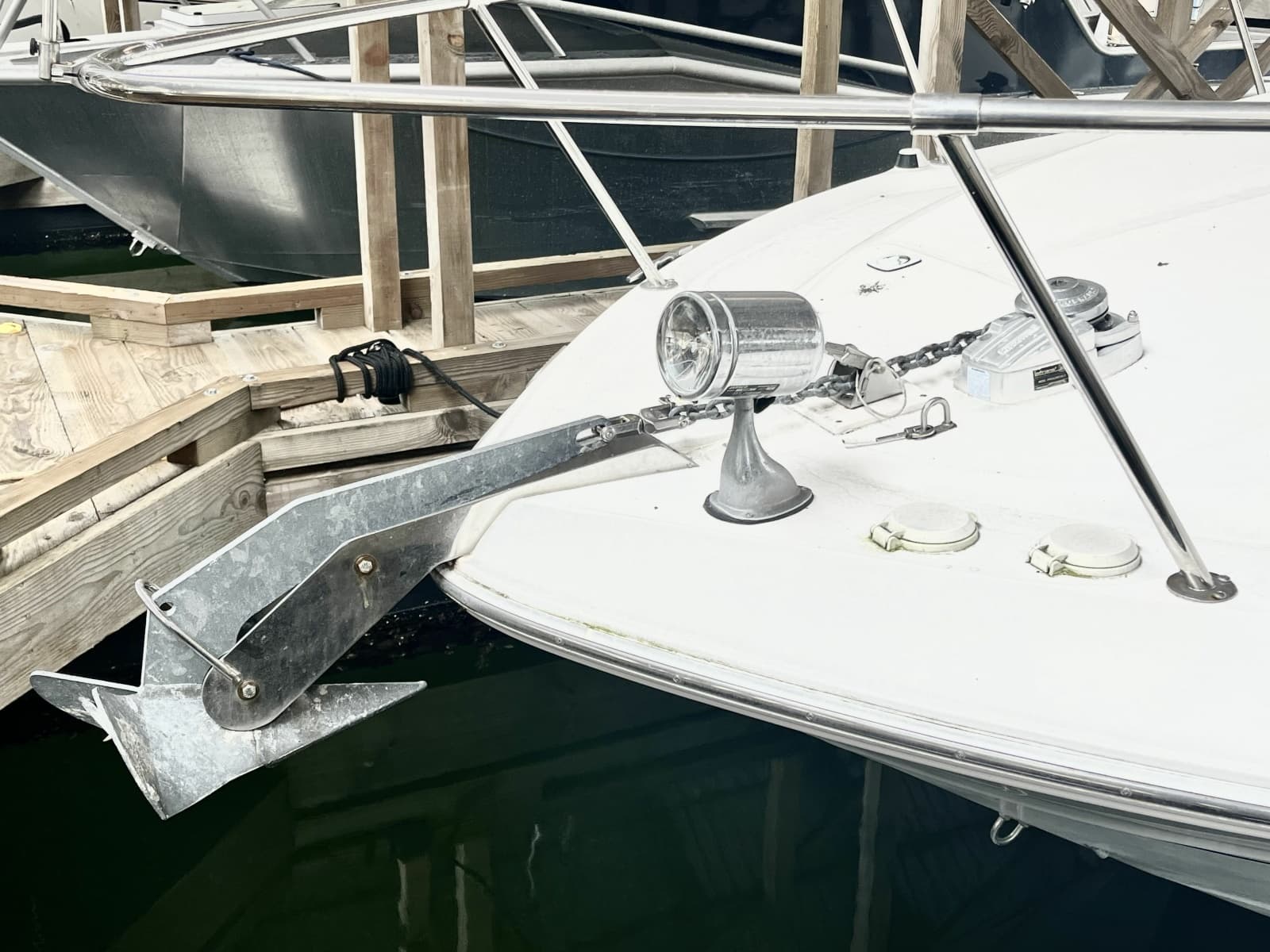 1999 Sea Ray 310 Sundancer - Photo 6