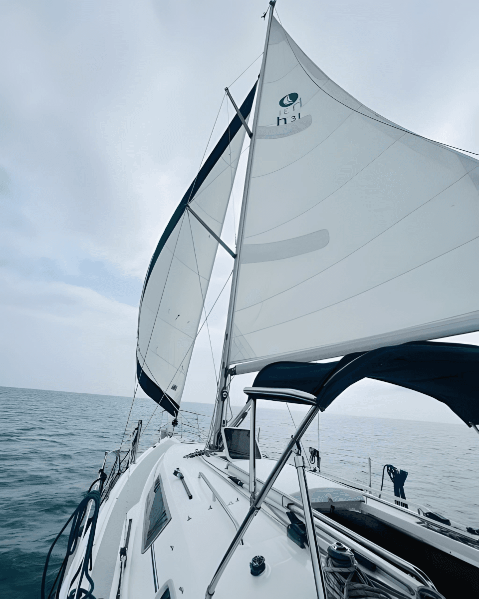 2006 Hunter 31 - Photo 9