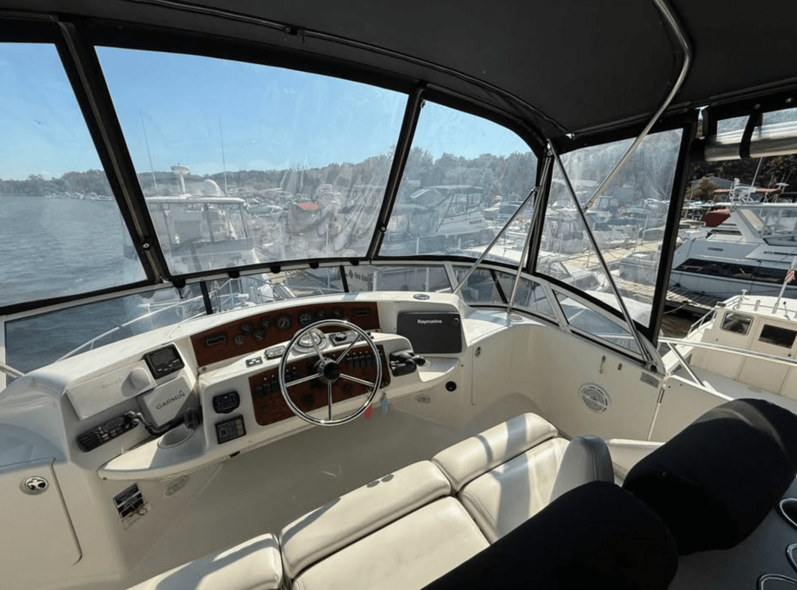 2004 Silverton 43 Motor Yacht - Photo 7