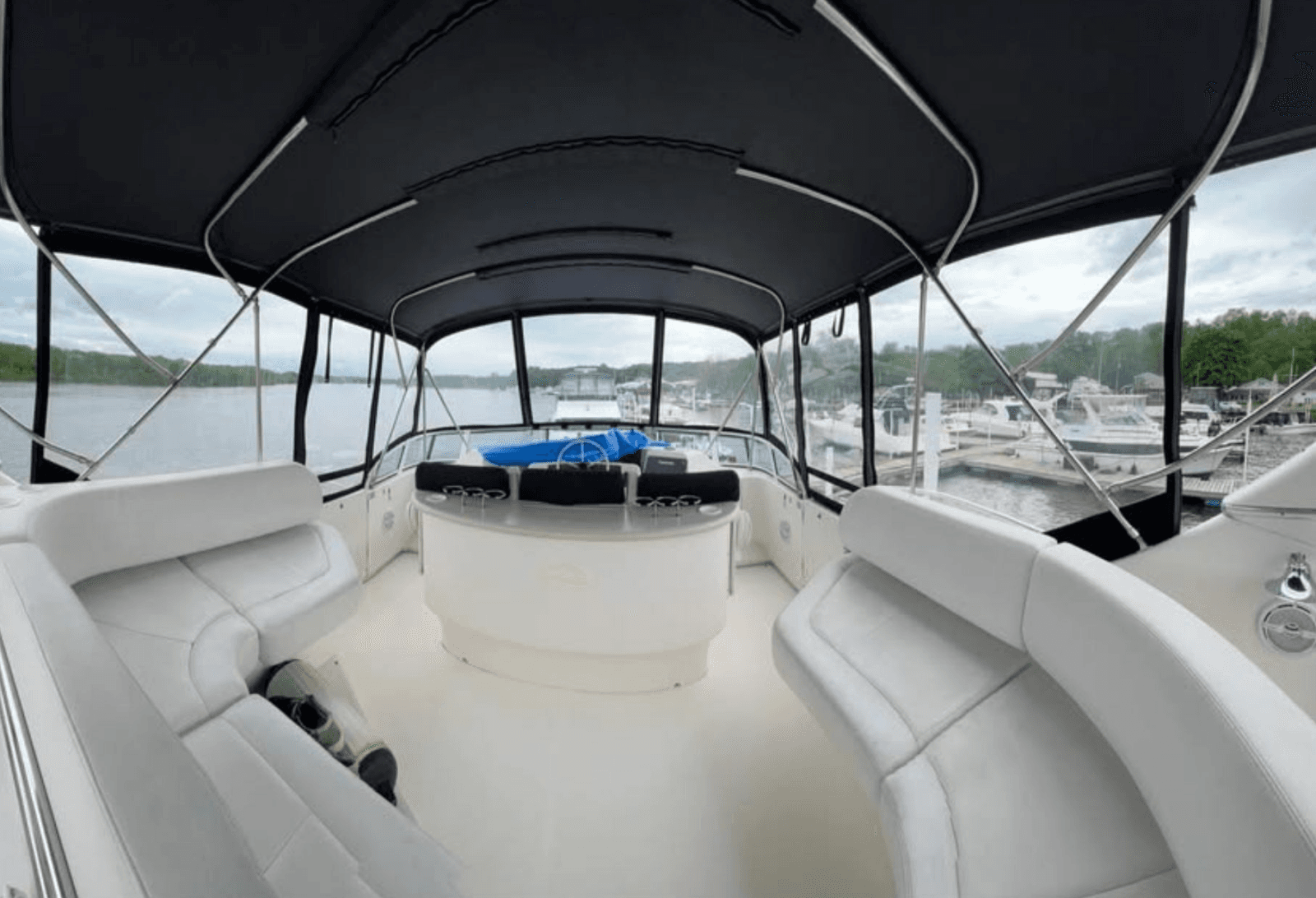 2004 Silverton 43 Motor Yacht - Photo 6