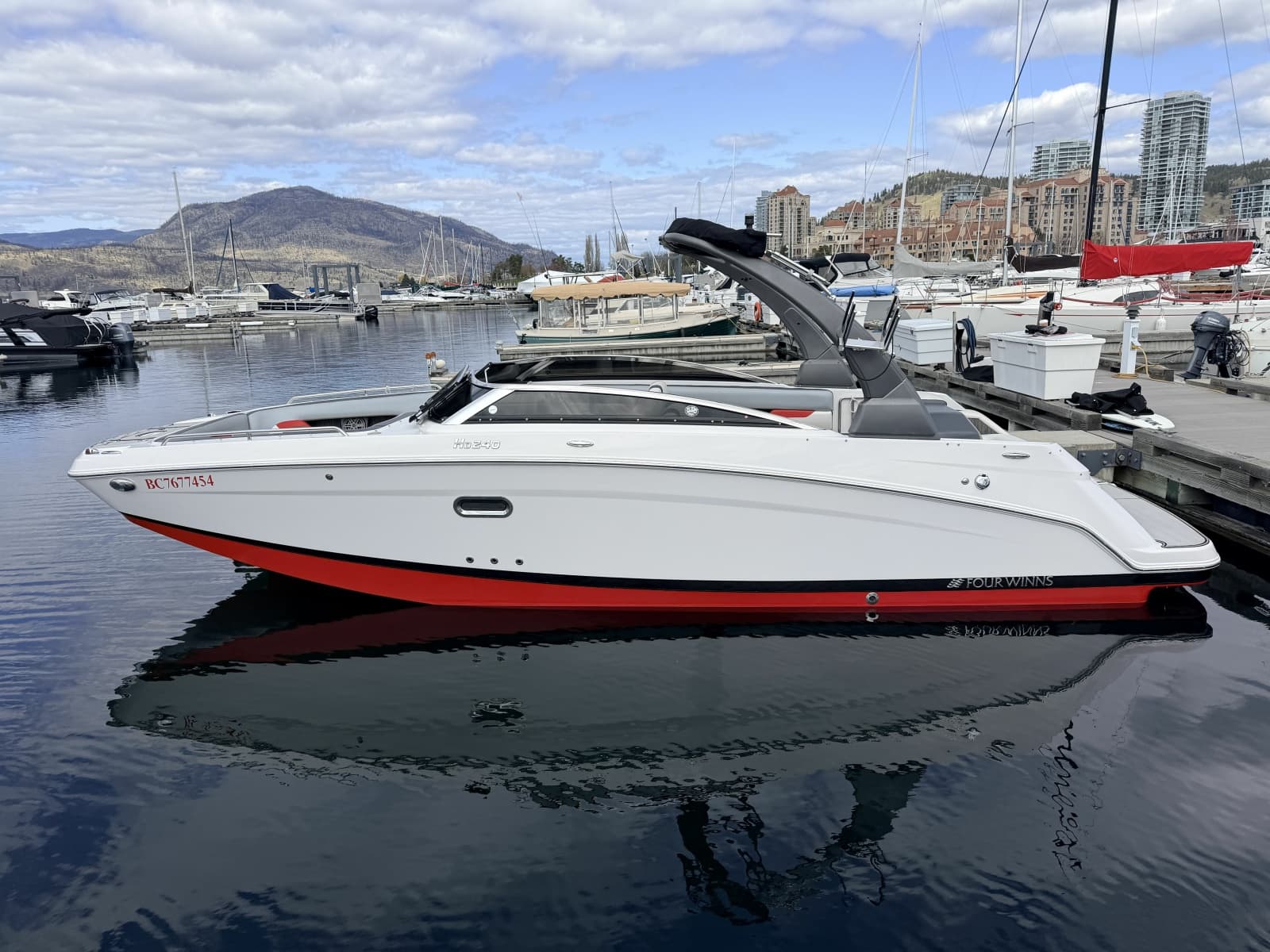 2018 Four Winns HD240 SURF RS - Photo 5