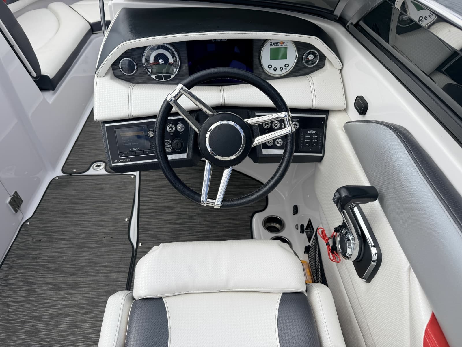 2018 Four Winns HD240 SURF RS - Photo 22