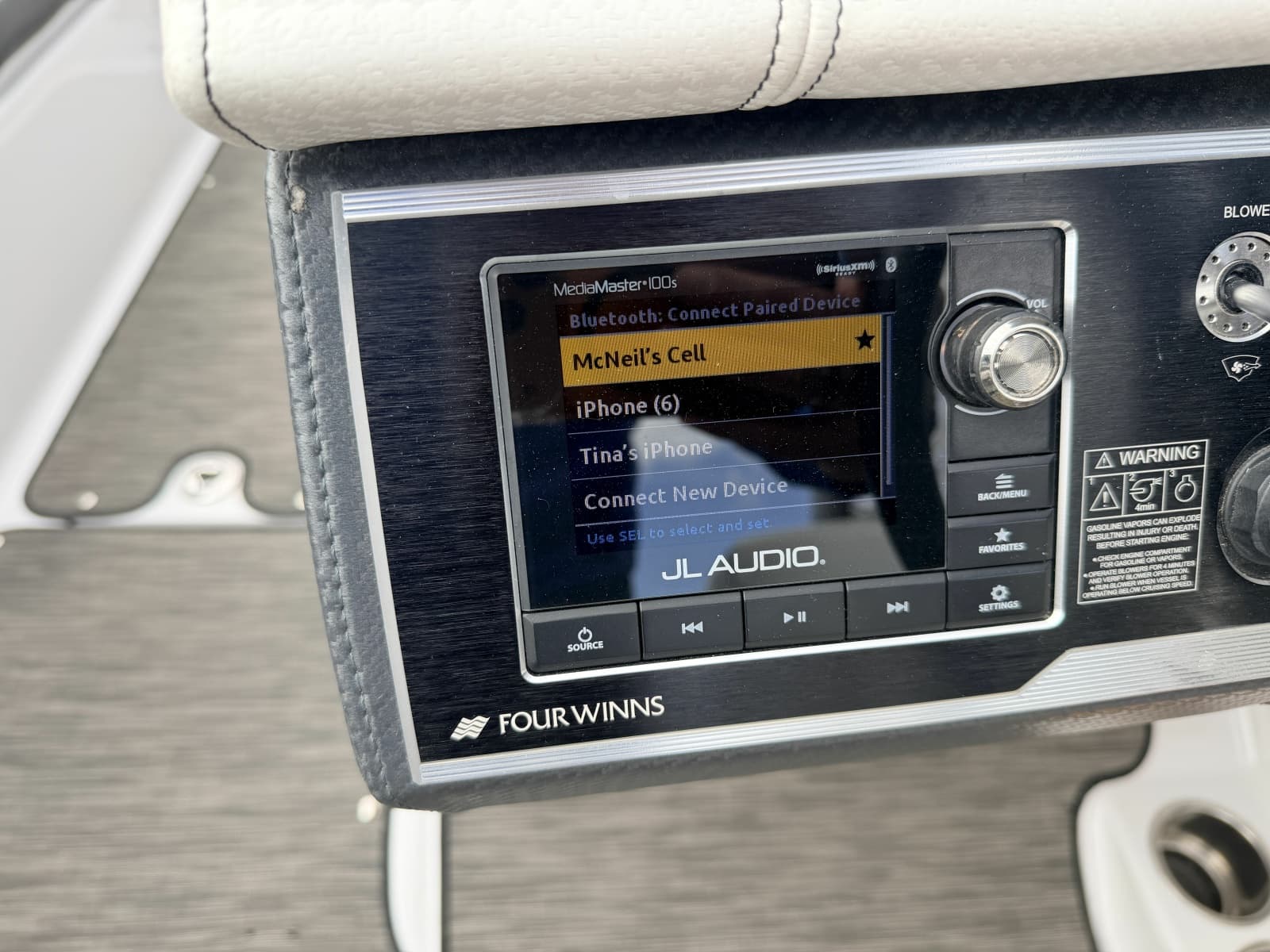2018 Four Winns HD240 SURF RS - Photo 23